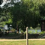 Toparti キャンプ場 Tiszafüred