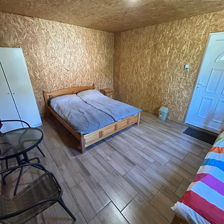 Toparti Camping